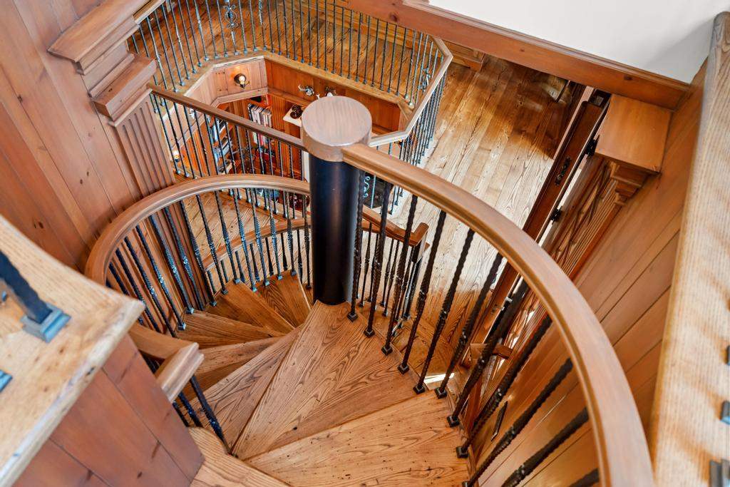 6028 Trillium Trail Harbor Springs MI 49740