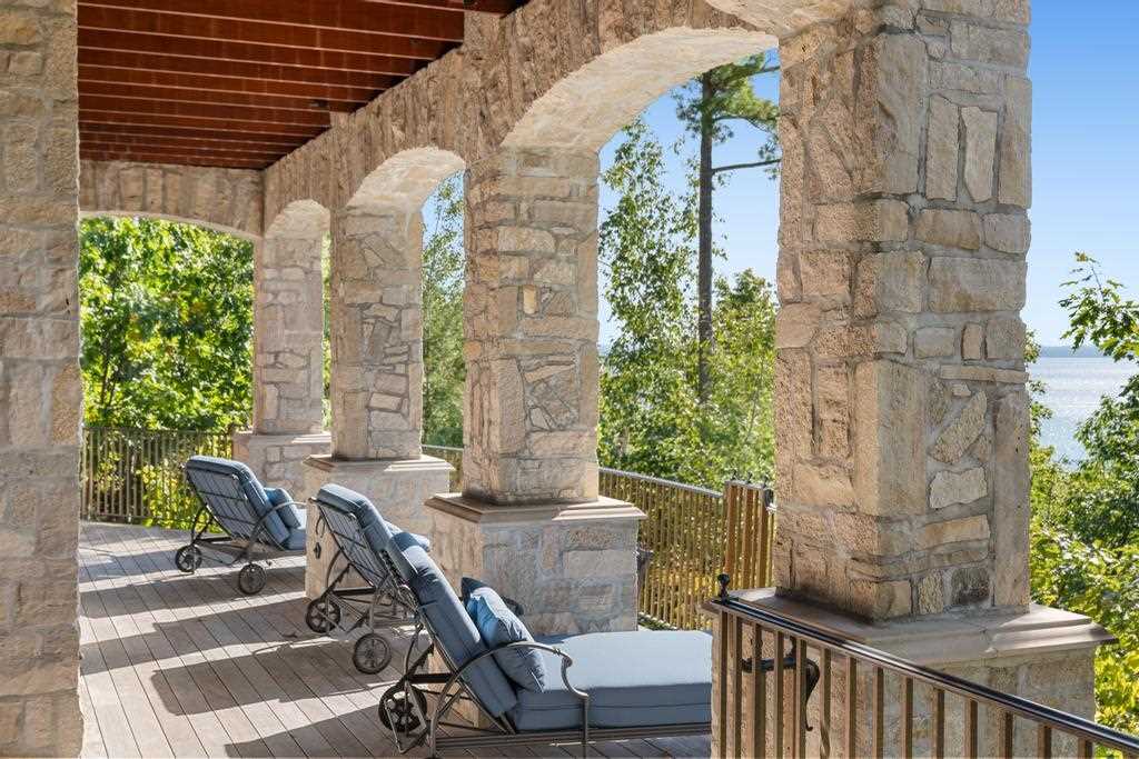 6028 Trillium Trail Harbor Springs MI 49740