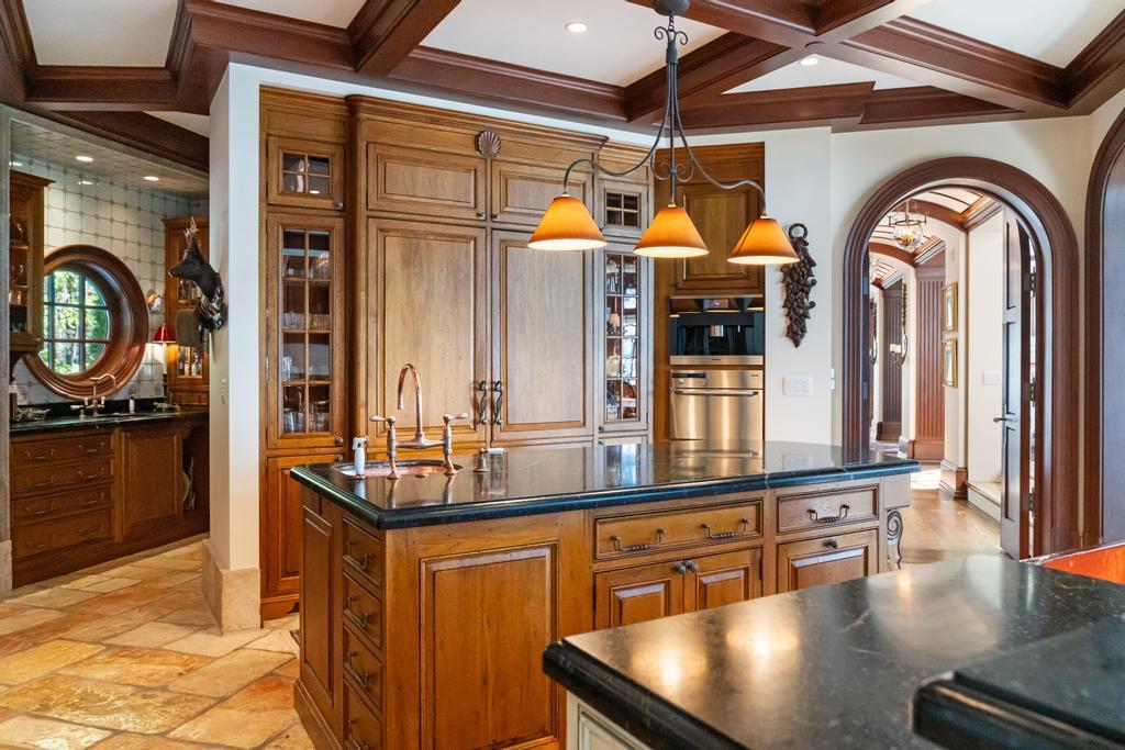 6028 Trillium Trail Harbor Springs MI 49740
