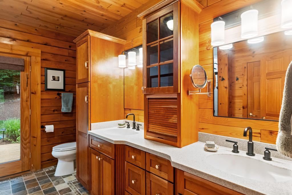 2645 Rosewood Lane Petoskey MI 49770