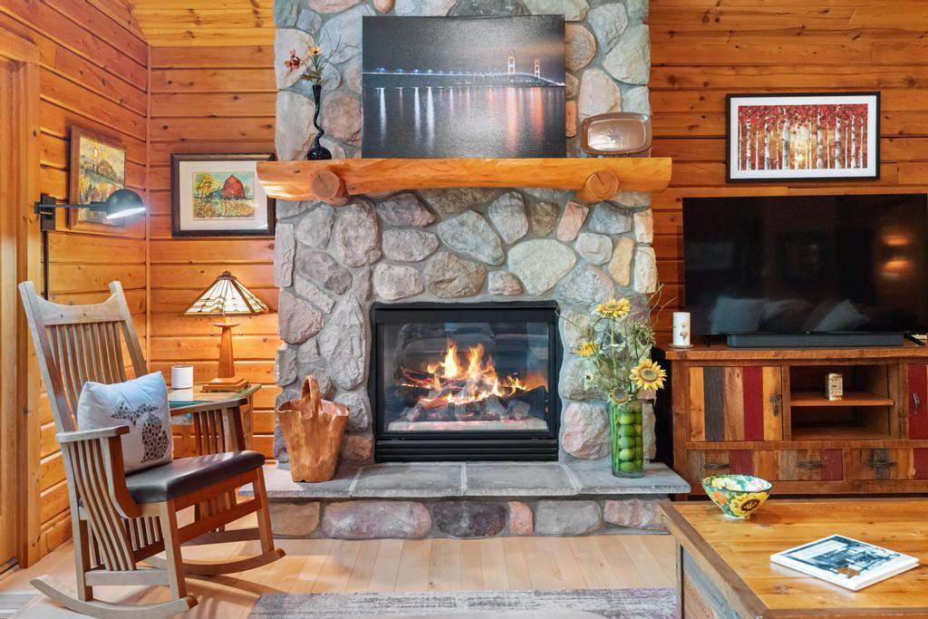 2645 Rosewood Lane Petoskey MI 49770