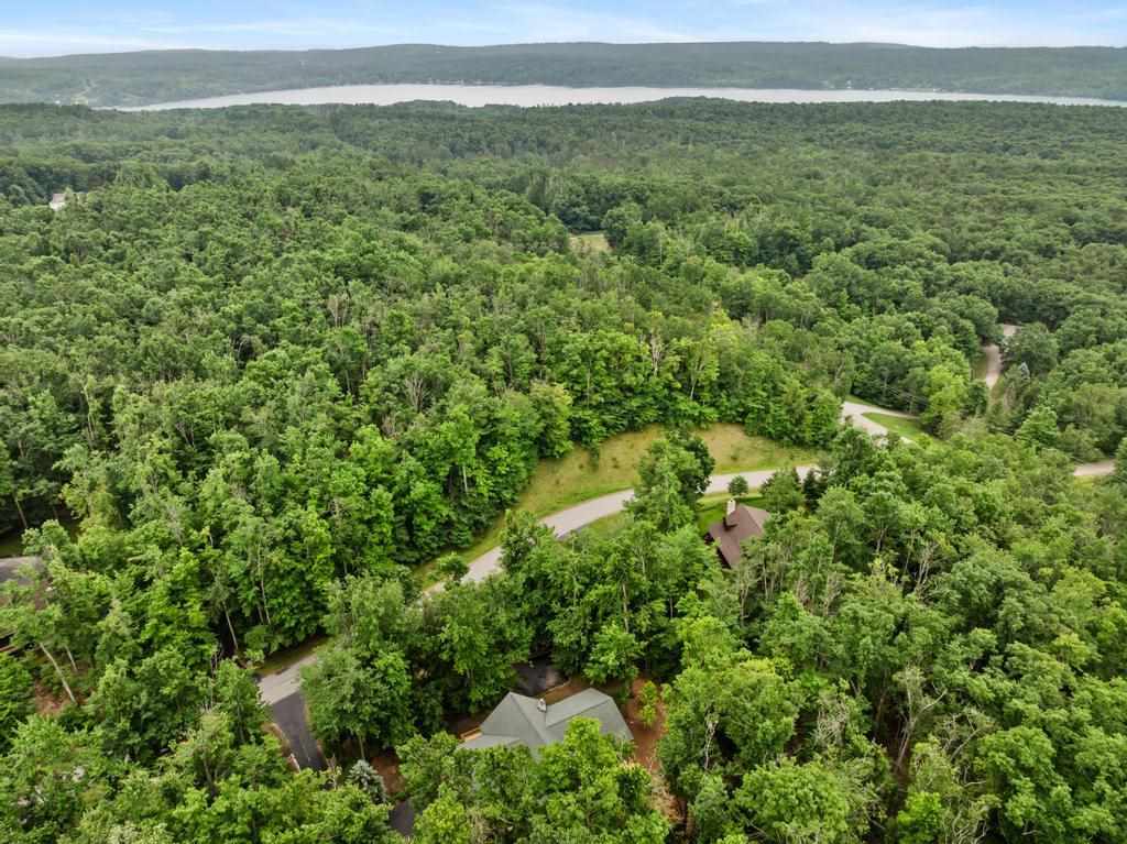 2645 Rosewood Lane Petoskey MI 49770