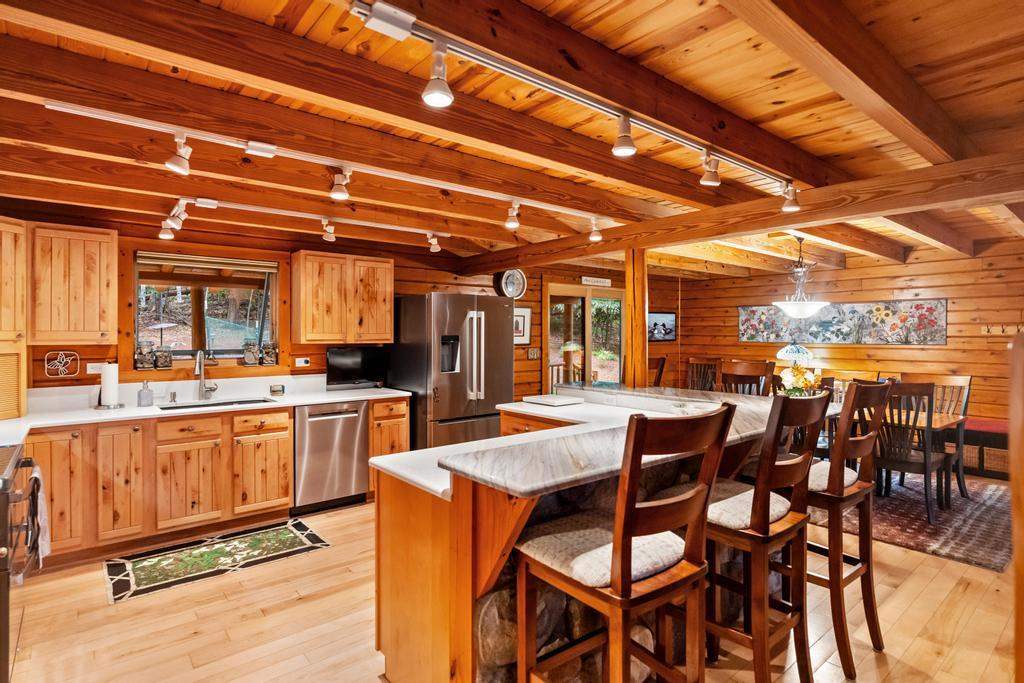 2645 Rosewood Lane Petoskey MI 49770