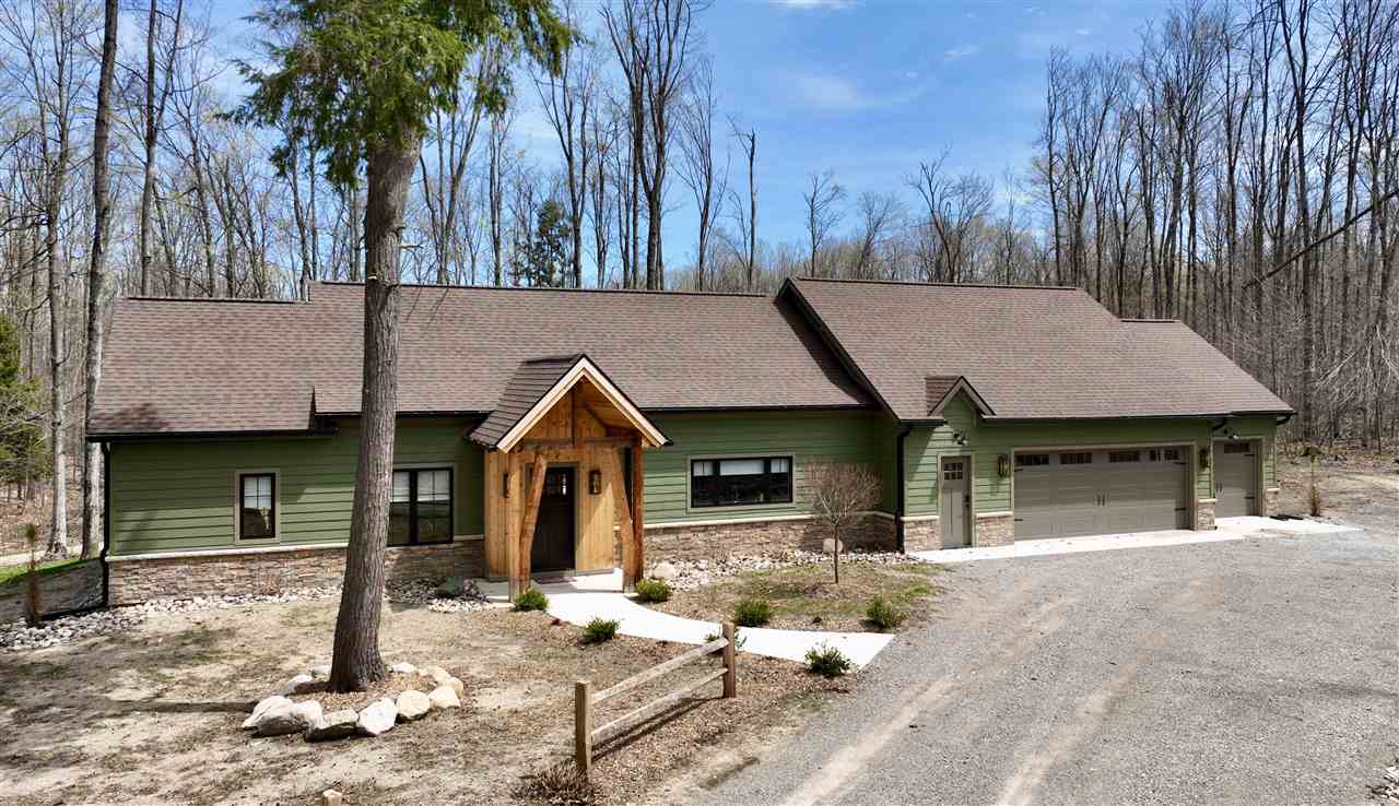 895 High Pines Trail Boyne City MI 49712