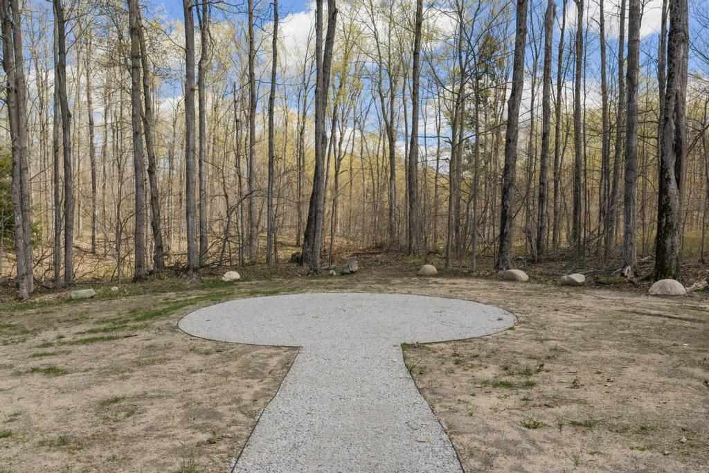 895 High Pines Trail Boyne City MI 49712