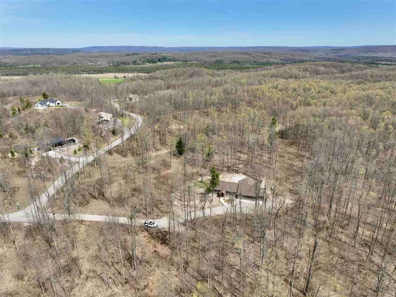 895 High Pines Trail Boyne City MI 49712