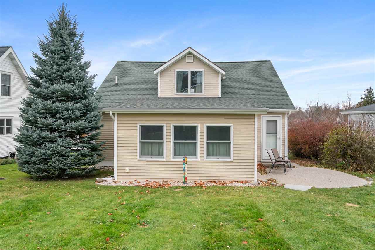 444 Grove Street Petoskey MI 49770