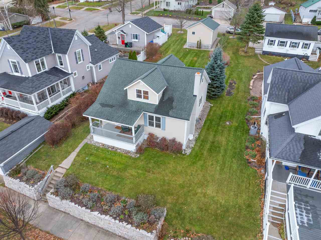 444 Grove Street Petoskey MI 49770