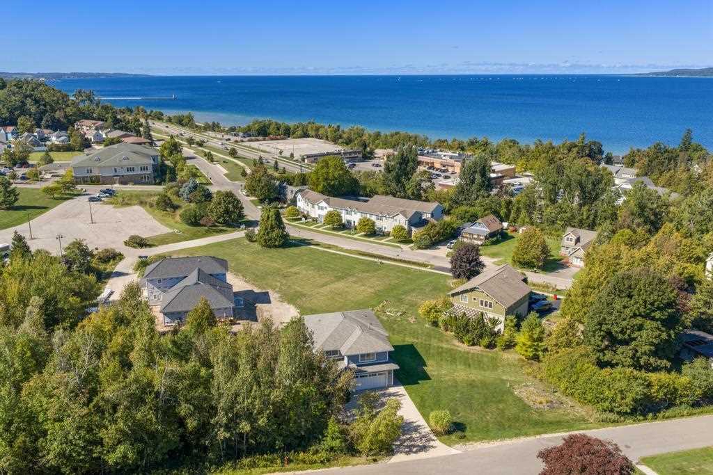 142 Balsam Lane Petoskey MI 49770
