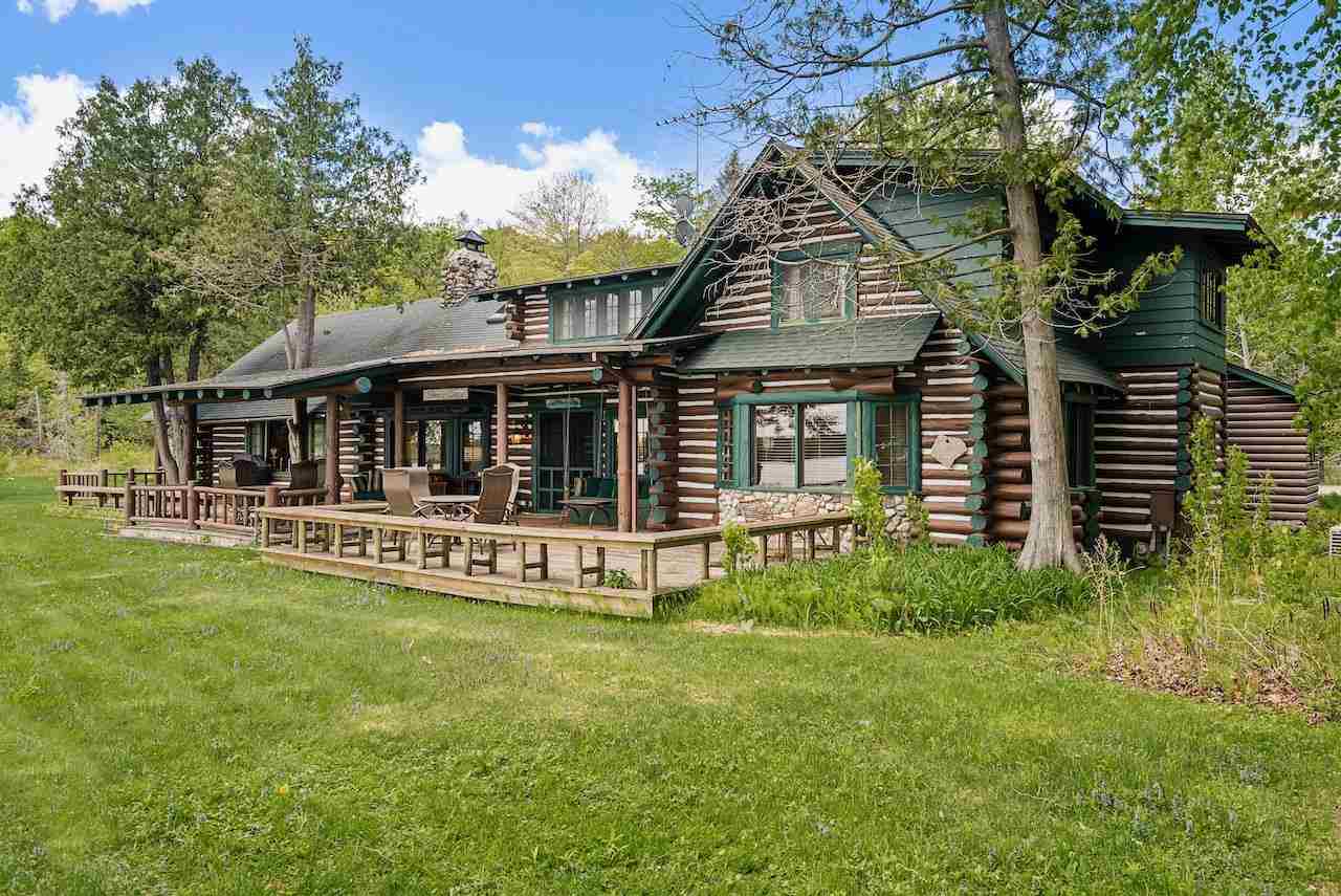 4265 Balsam Lane Boyne City MI 49712