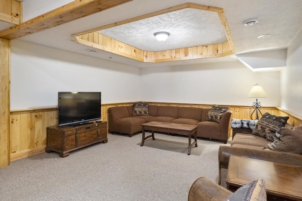 5592 Troon North Bellaire MI 49615