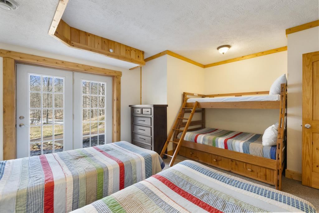 5592 Troon North Bellaire MI 49615