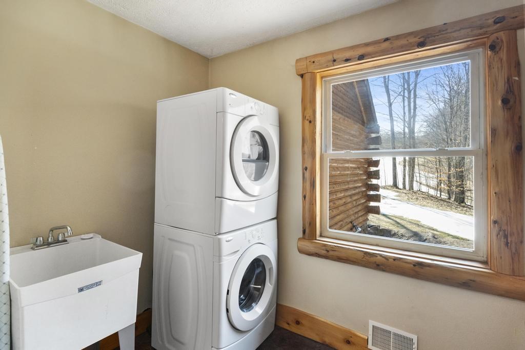 5592 Troon North Bellaire MI 49615