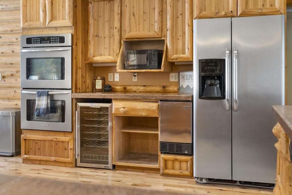 5592 Troon North Bellaire MI 49615
