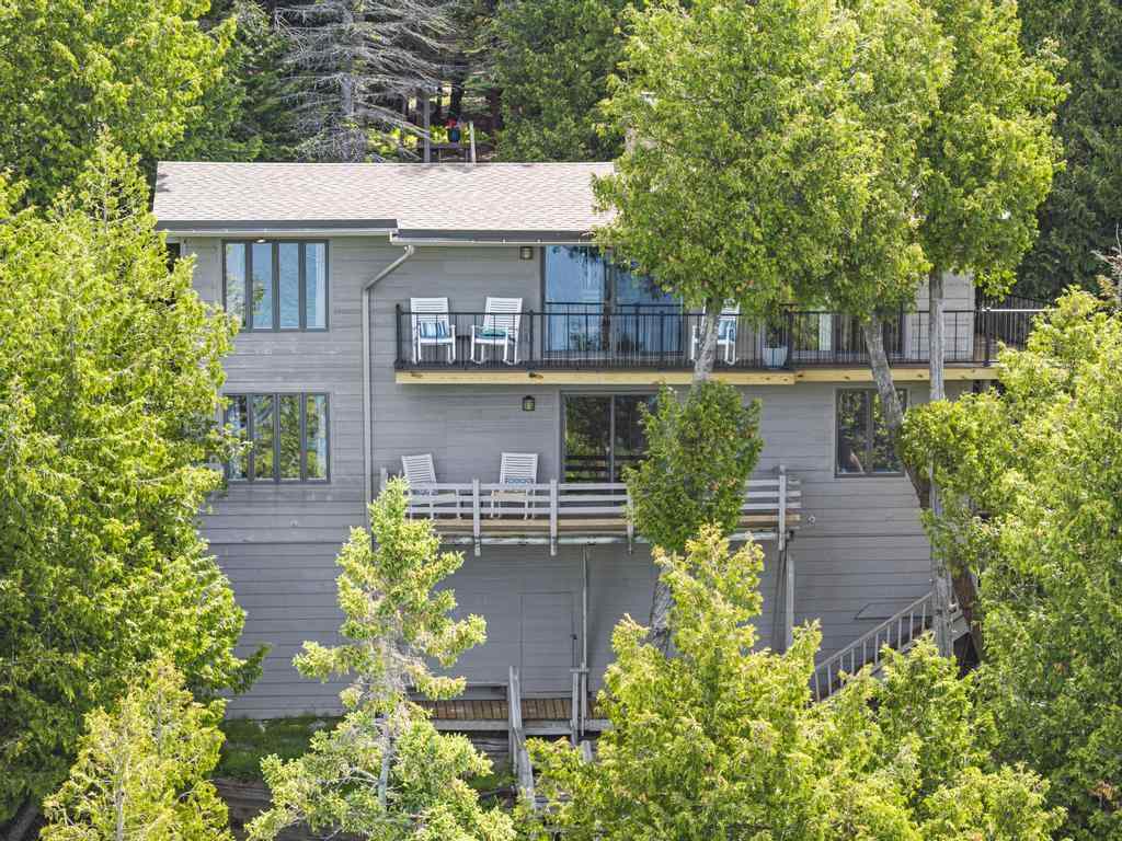 3340 S Lake Shore Drive Harbor Springs MI 49740