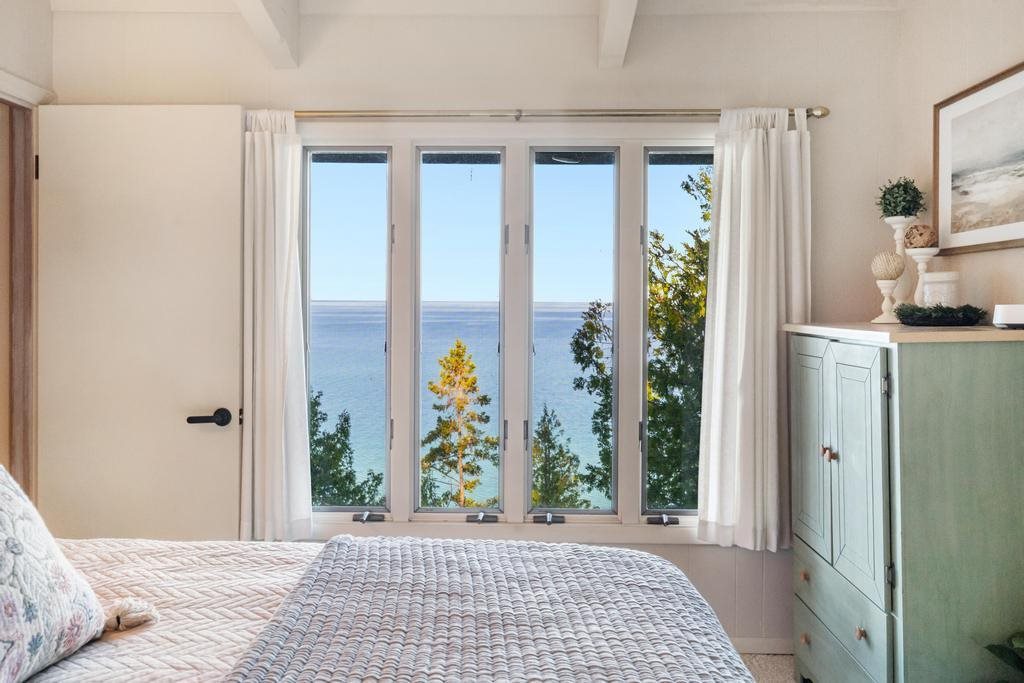 3340 S Lake Shore Drive Harbor Springs MI 49740