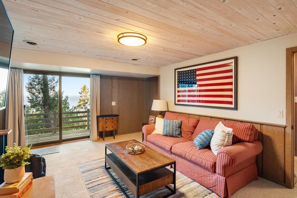 3340 S Lake Shore Drive Harbor Springs MI 49740