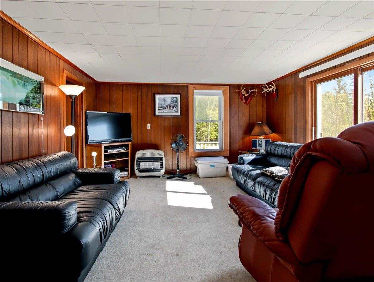 1041 S Ranney Road East Jordan MI 49727