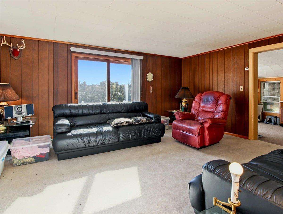 1041 S Ranney Road East Jordan MI 49727