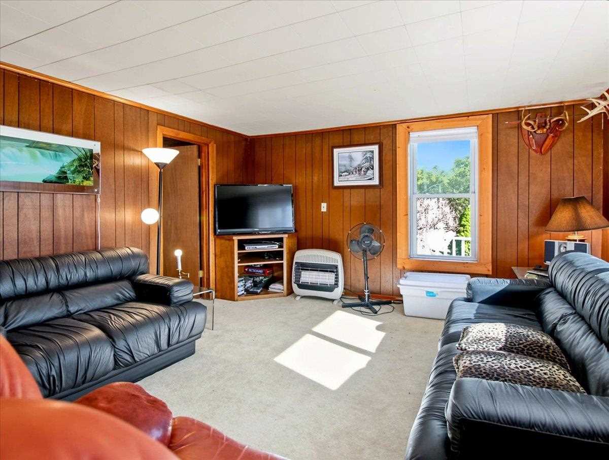 1041 S Ranney Road East Jordan MI 49727
