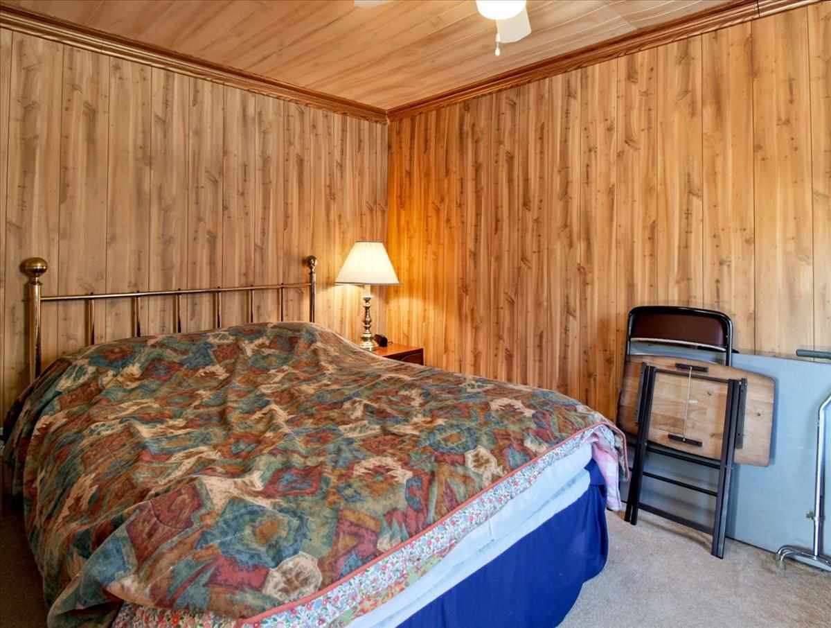 1041 S Ranney Road East Jordan MI 49727