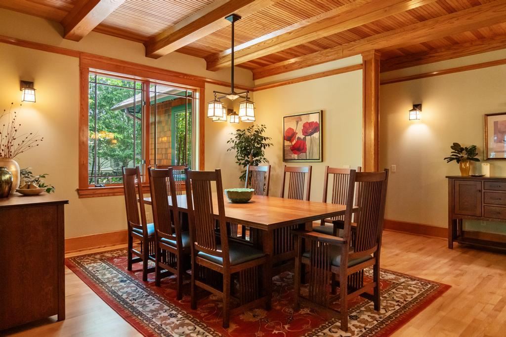 805 Glenn Drive Harbor Springs MI 49740