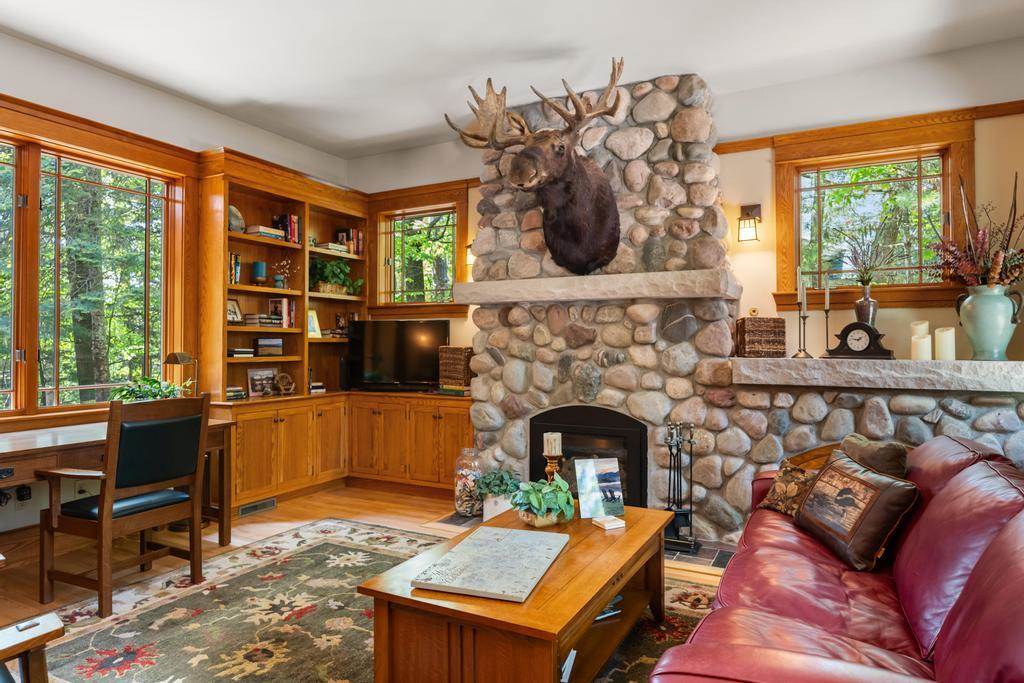 805 Glenn Drive Harbor Springs MI 49740