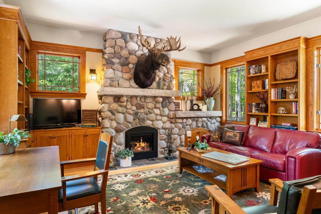 805 Glenn Drive Harbor Springs MI 49740