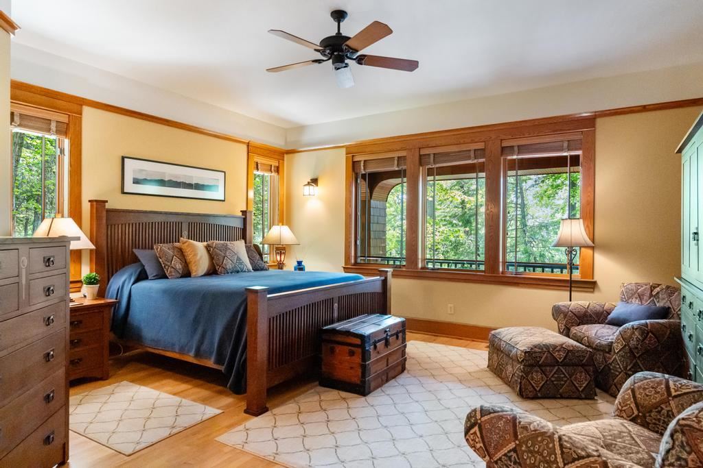 805 Glenn Drive Harbor Springs MI 49740