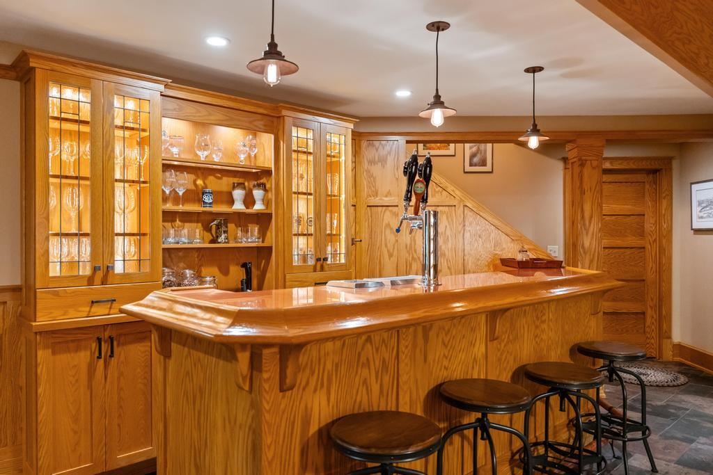 805 Glenn Drive Harbor Springs MI 49740