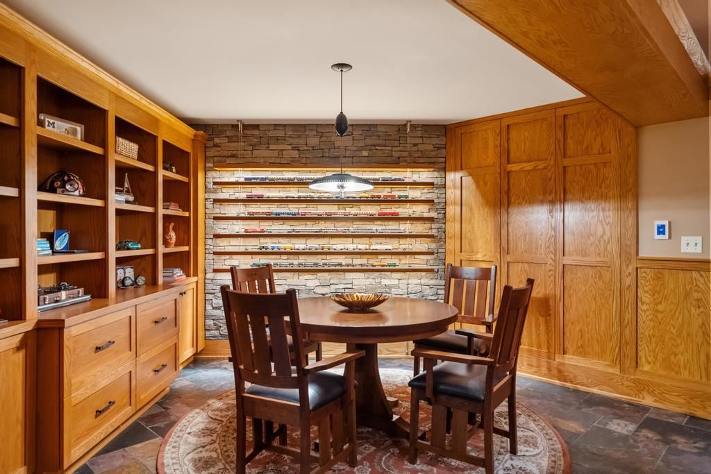 805 Glenn Drive Harbor Springs MI 49740