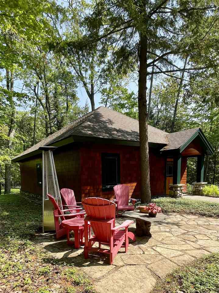 805 Glenn Drive Harbor Springs MI 49740