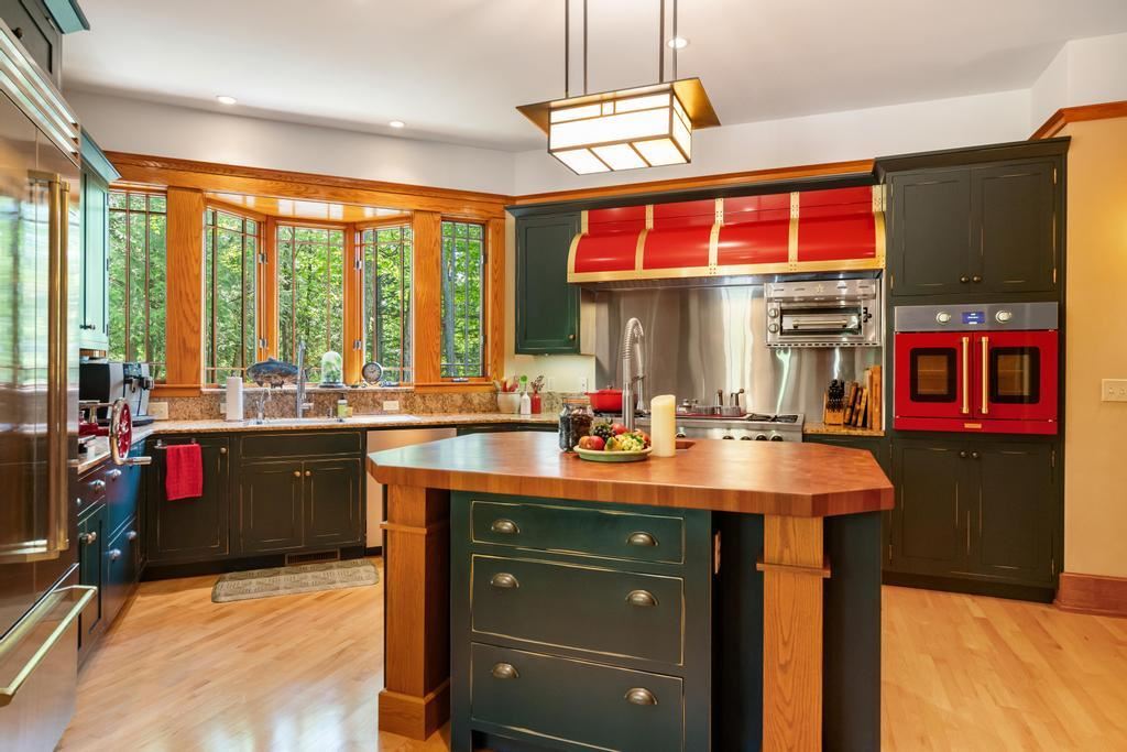 805 Glenn Drive Harbor Springs MI 49740