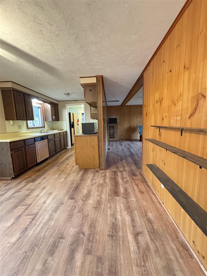 5160 Vis-a-vis Lane Petoskey MI 49770