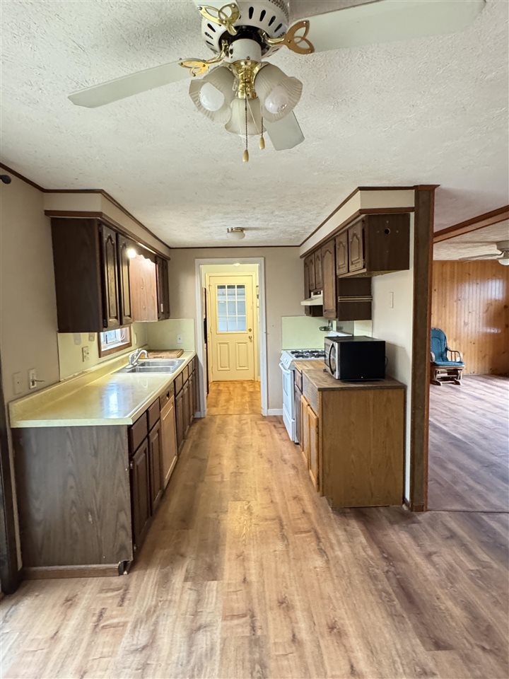 5160 Vis-a-vis Lane Petoskey MI 49770