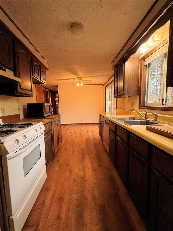 5160 Vis-a-vis Lane Petoskey MI 49770