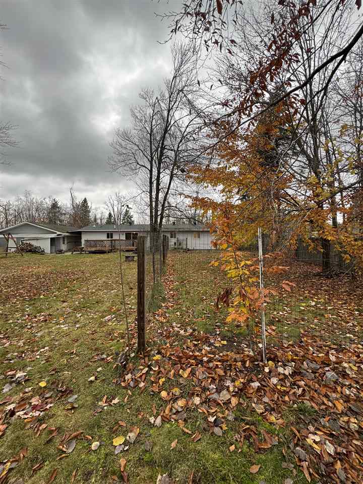 5160 Vis-a-vis Lane Petoskey MI 49770