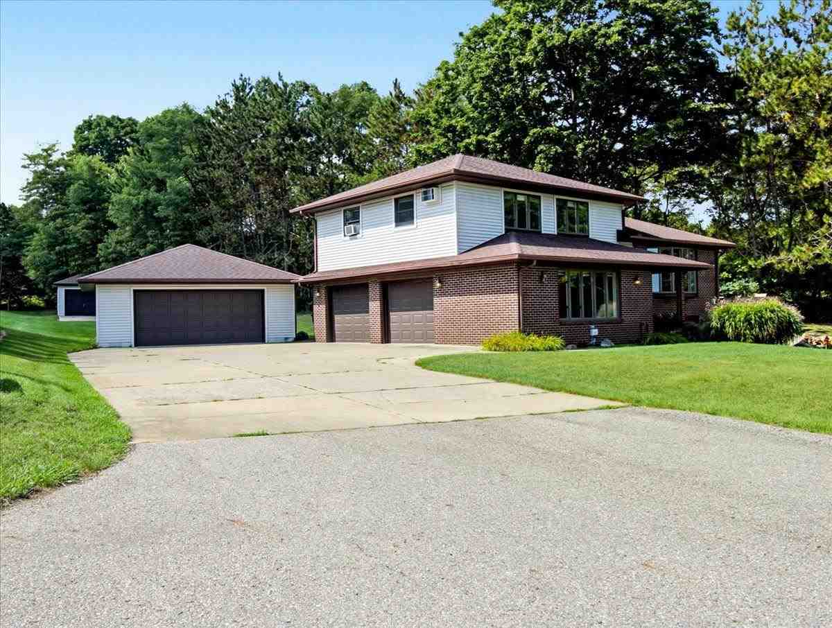 1092 Lacvue Drive Boyne City MI 49712