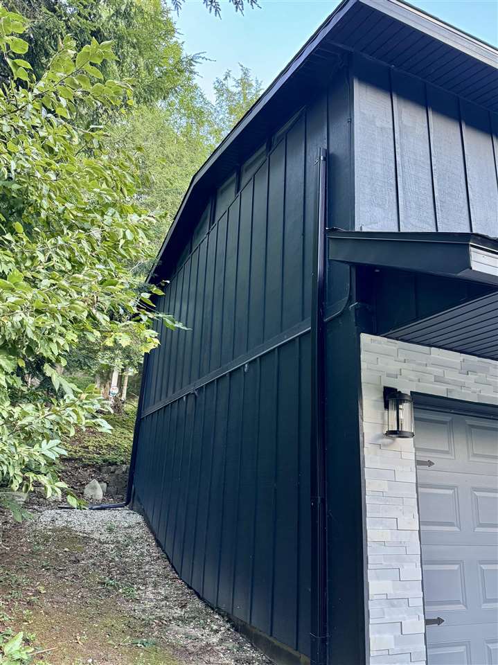 8111 Hedrick Road Harbor Springs MI 49740