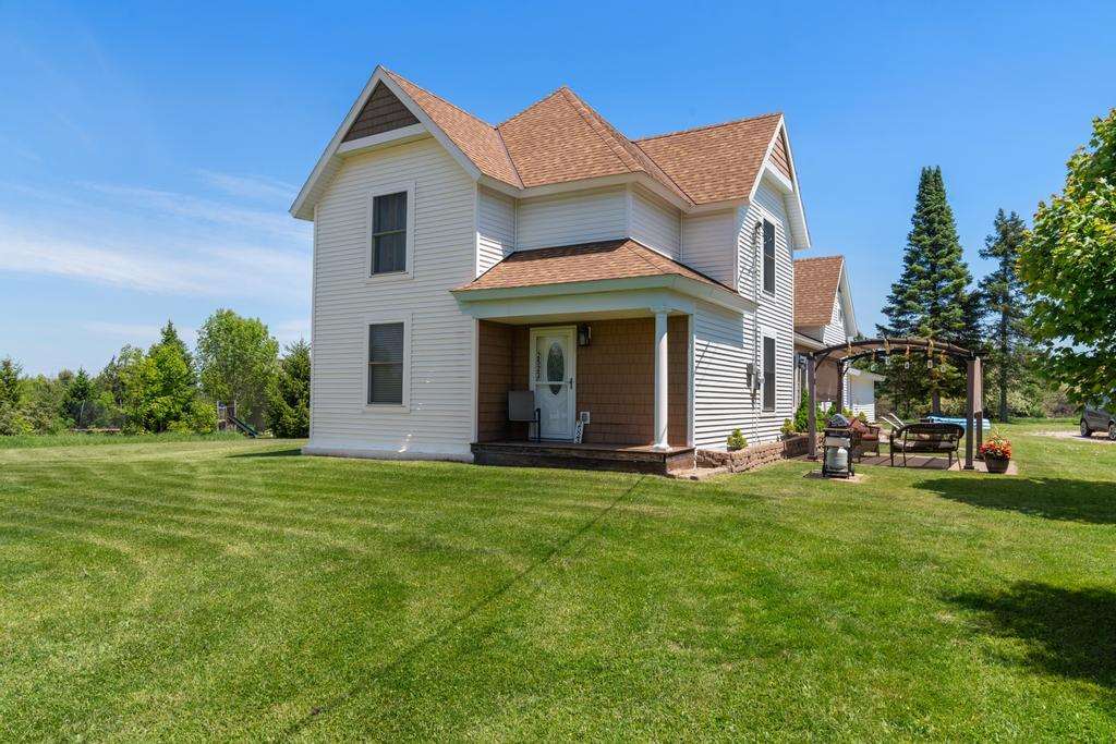 2523 Howard Road Petoskey MI 49770