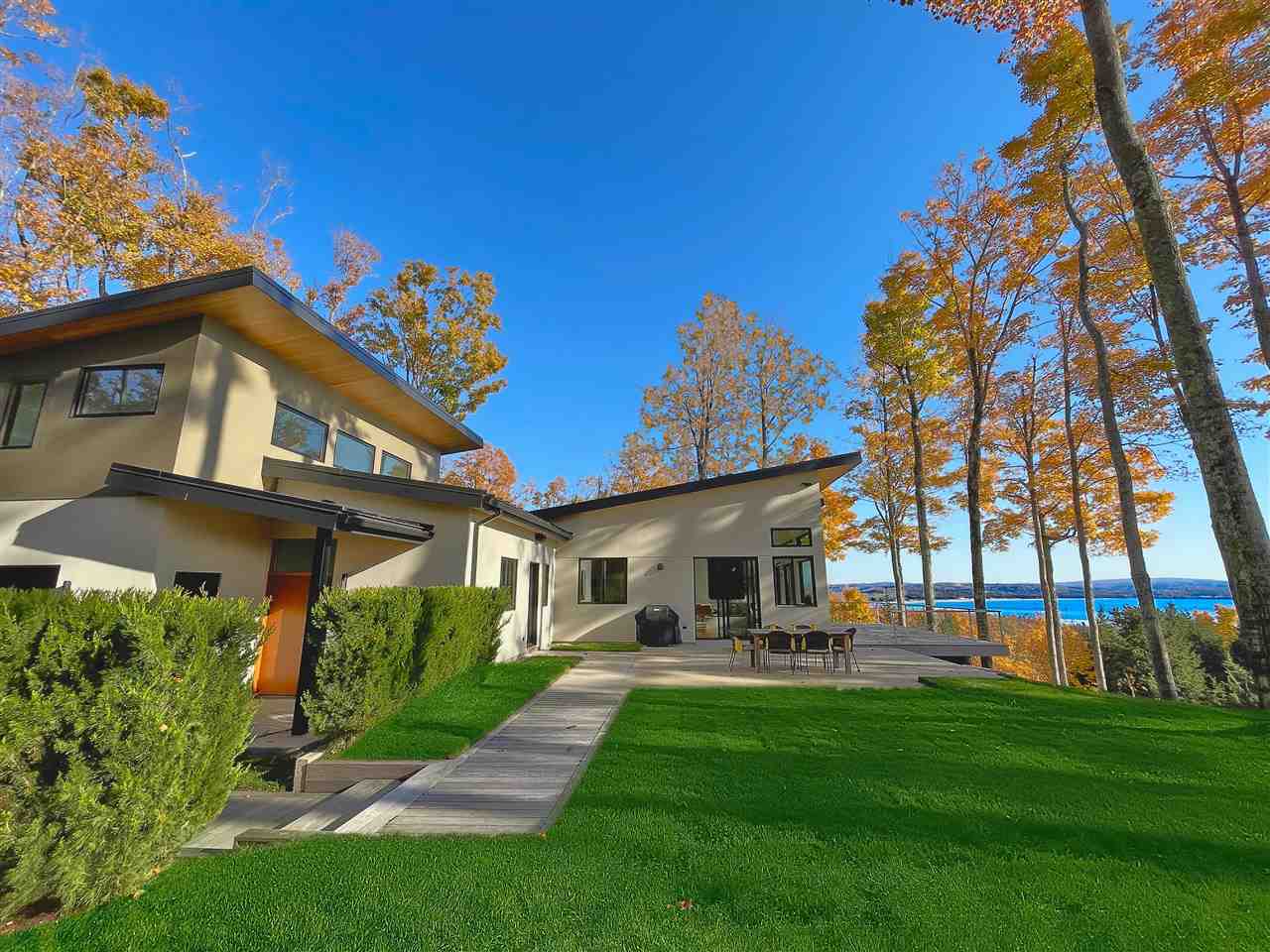 2075 Rivage Drive Harbor Springs MI 49740