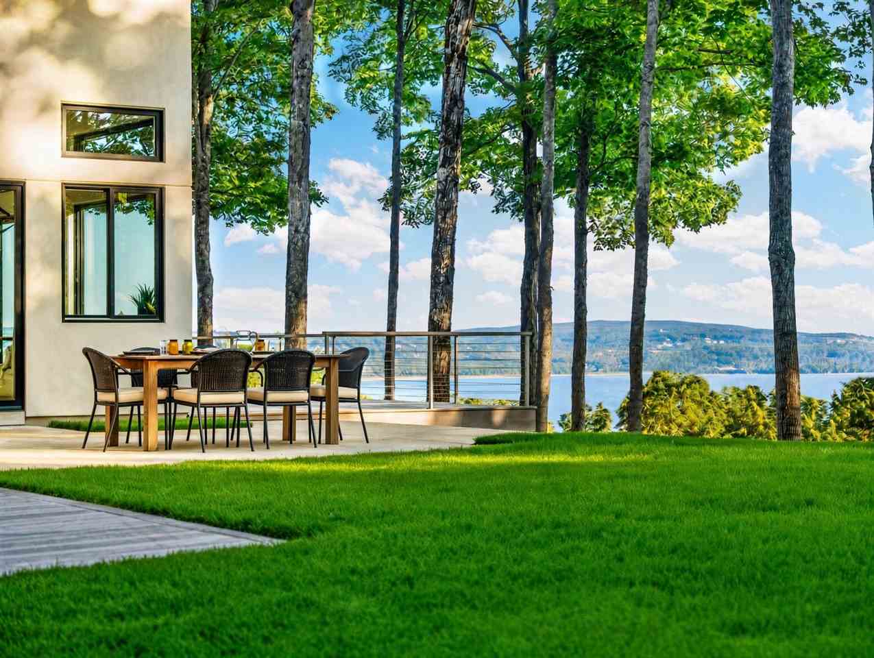 2075 Rivage Drive Harbor Springs MI 49740