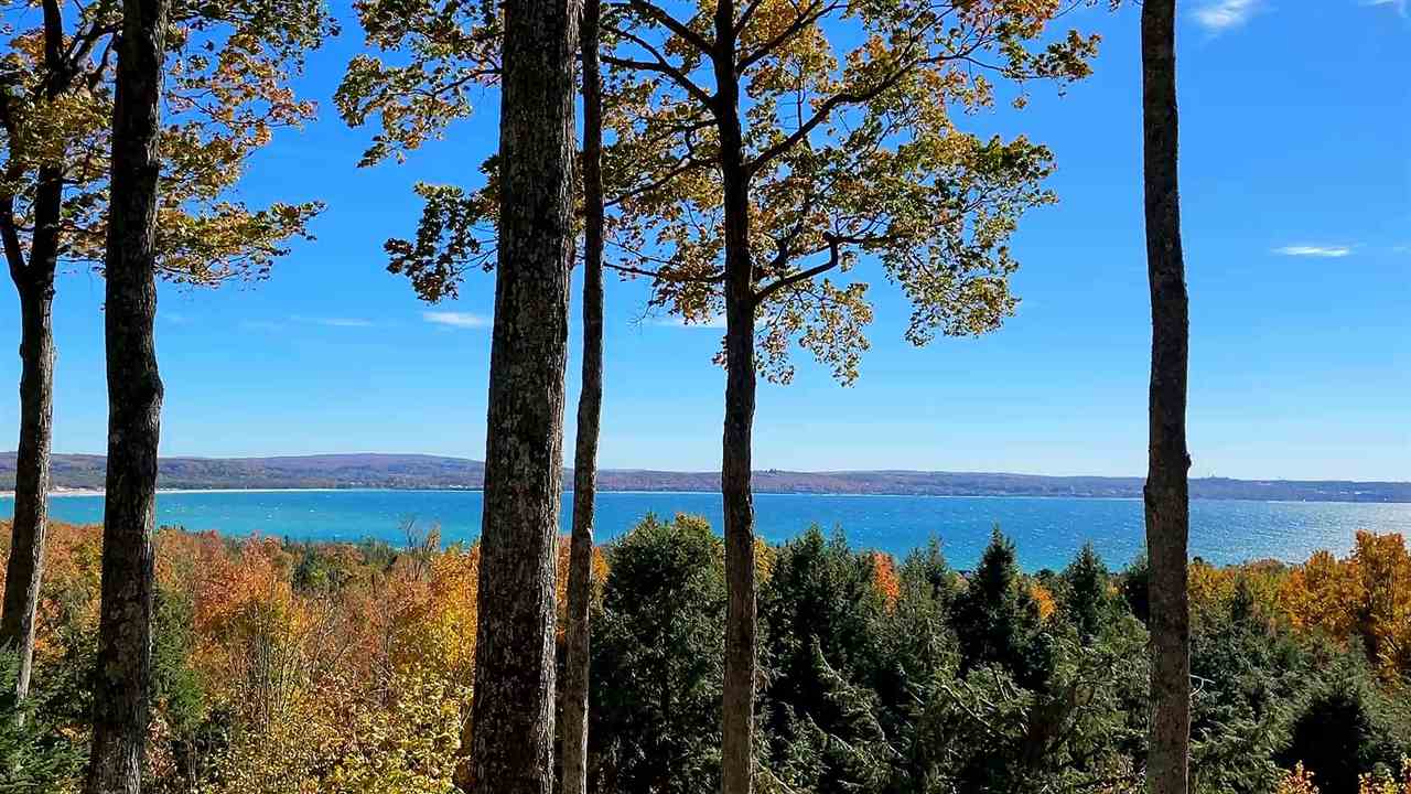 2075 Rivage Drive Harbor Springs MI 49740