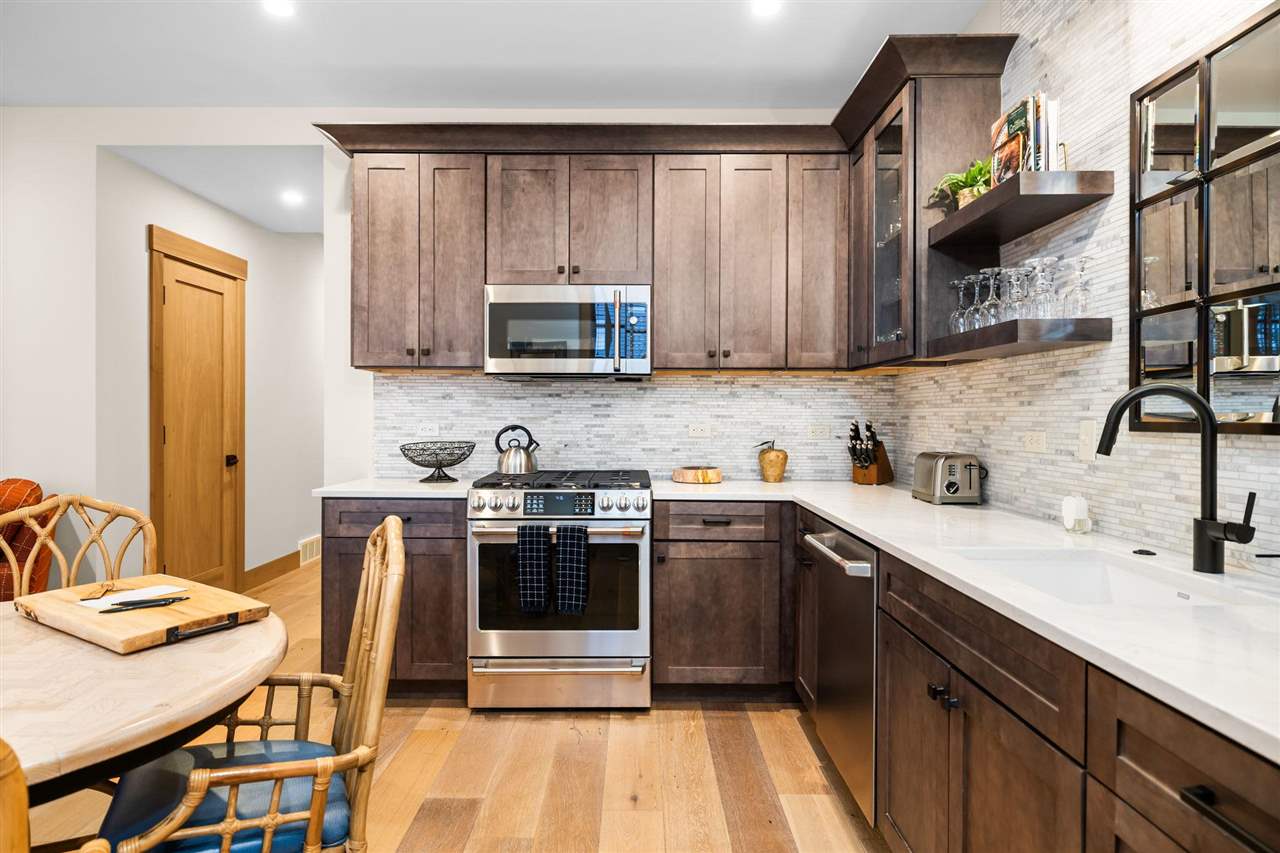 2548 Highlander Drive Harbor Springs MI 49740