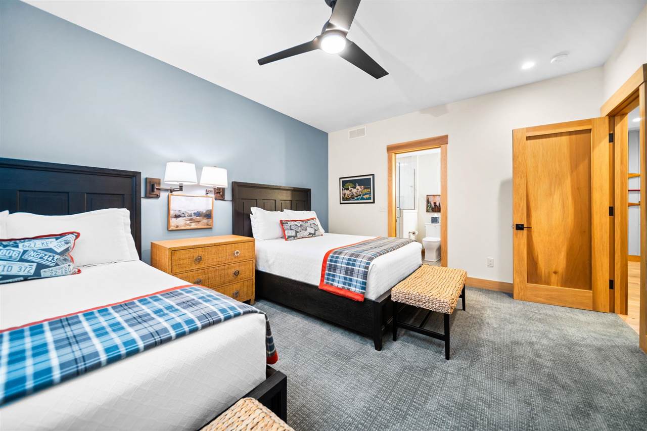 2548 Highlander Drive Harbor Springs MI 49740