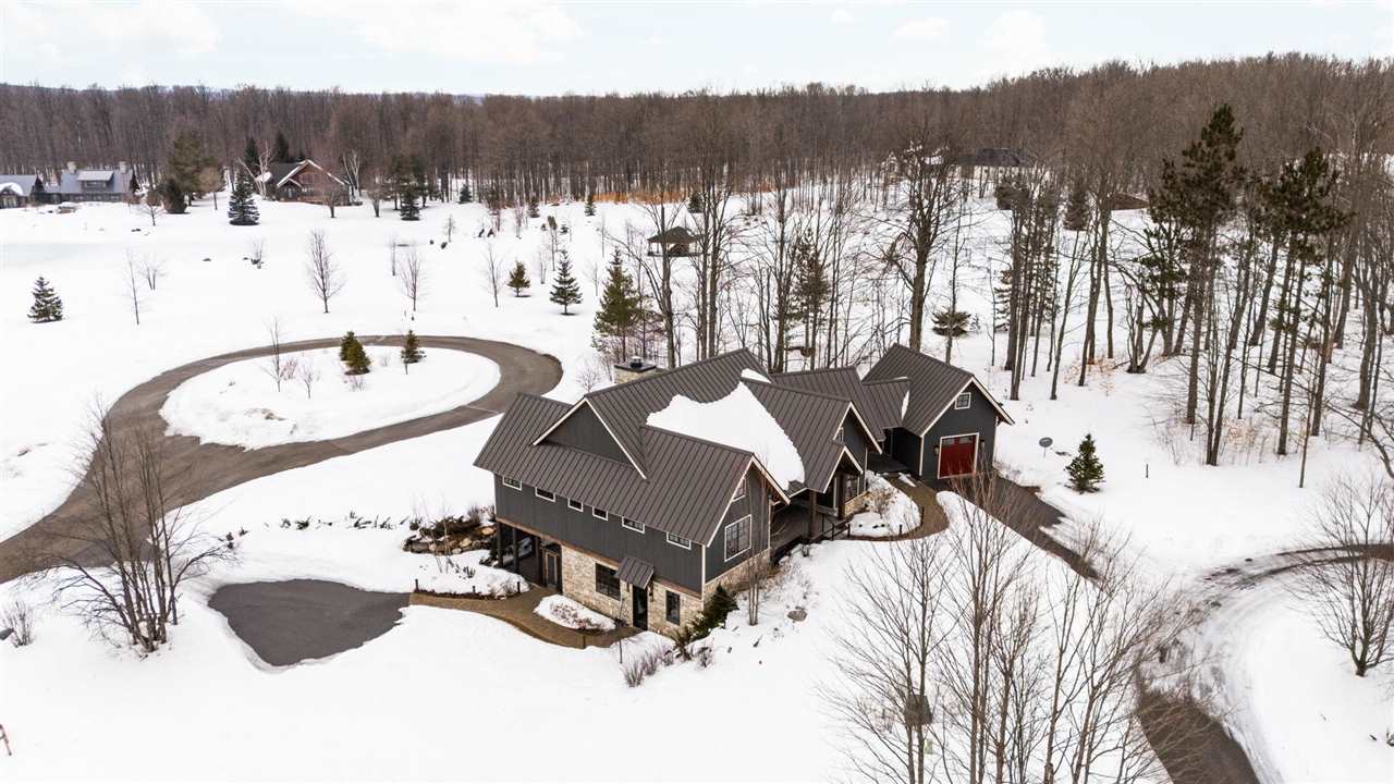 2548 Highlander Drive Harbor Springs MI 49740