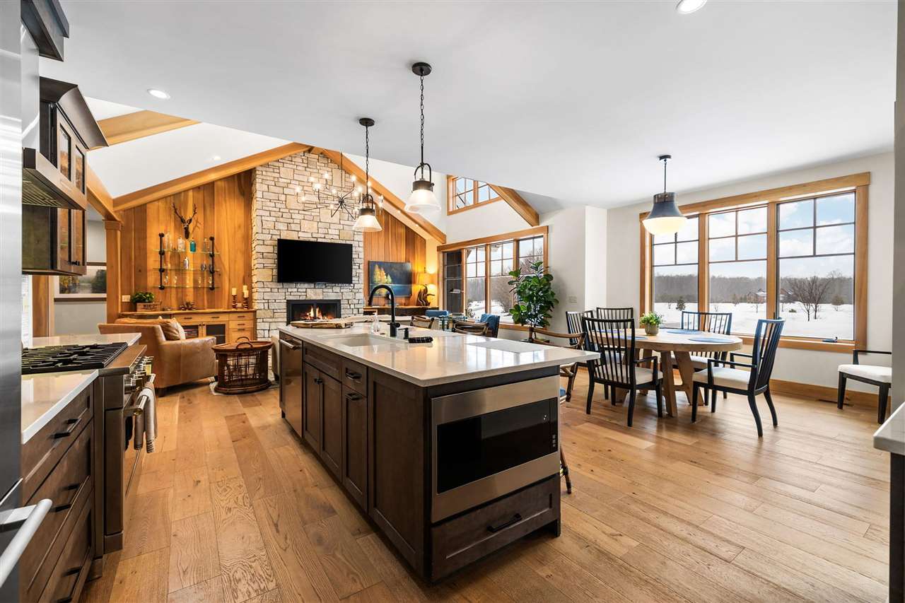 2548 Highlander Drive Harbor Springs MI 49740