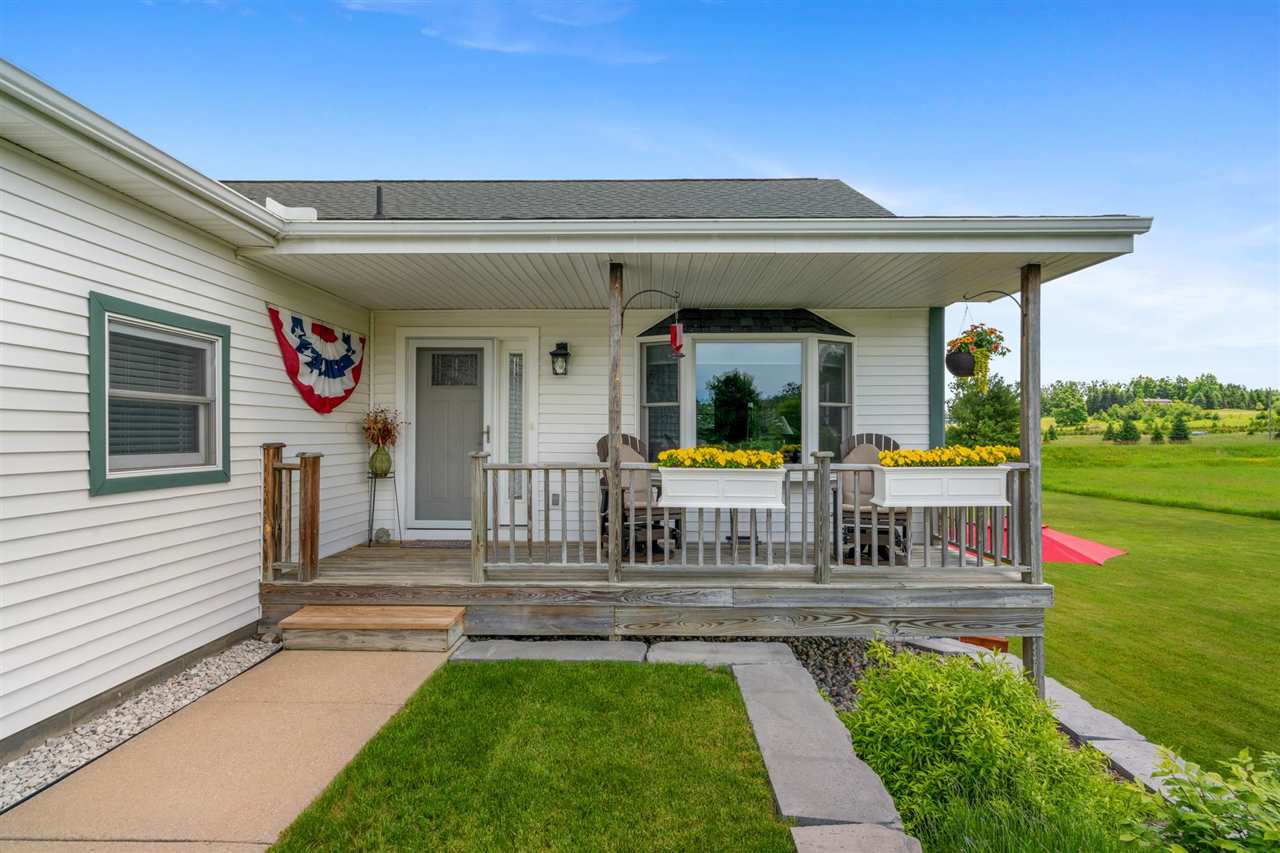 6735 Hillside Drive Harbor Springs MI 49740