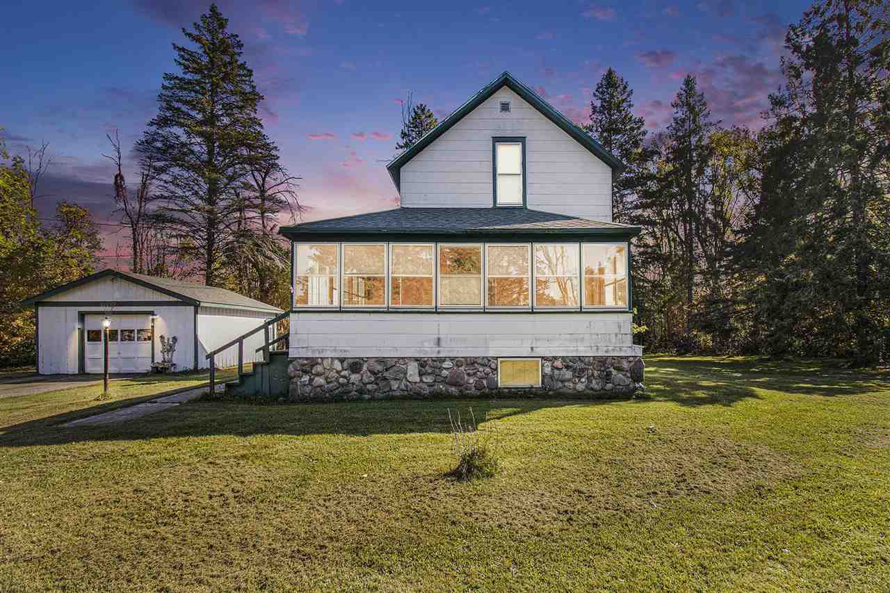 111 Bell Street Cheboygan MI 49721