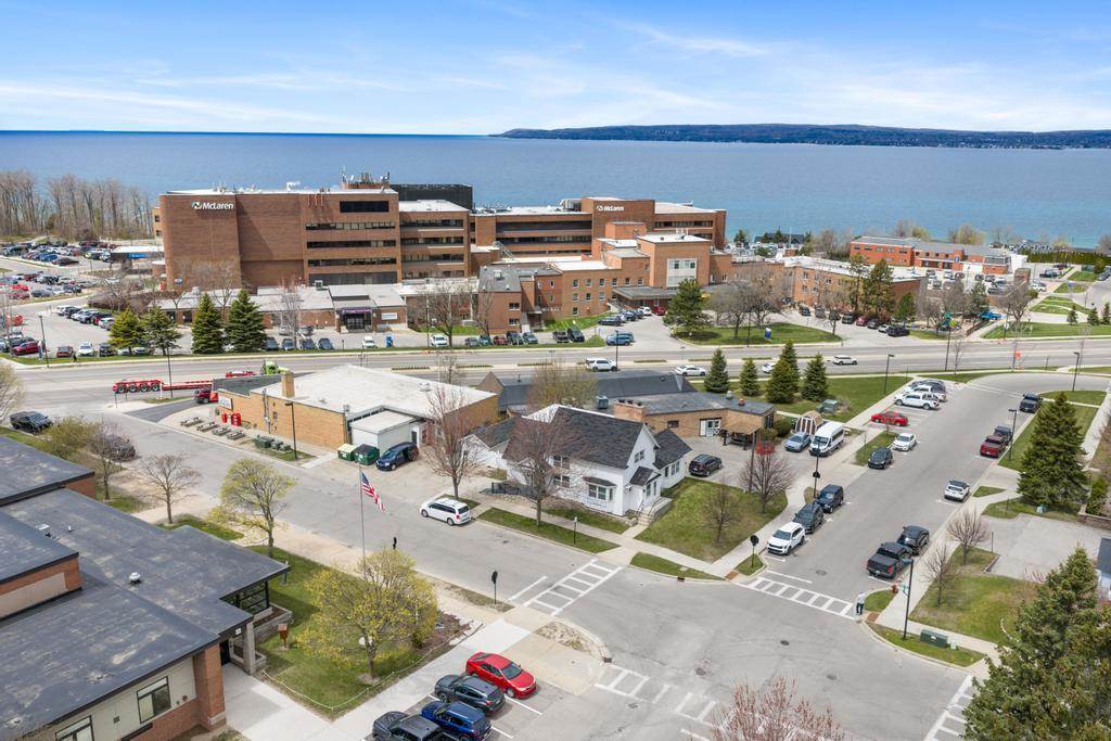 602 Jackson Street Petoskey MI 49770
